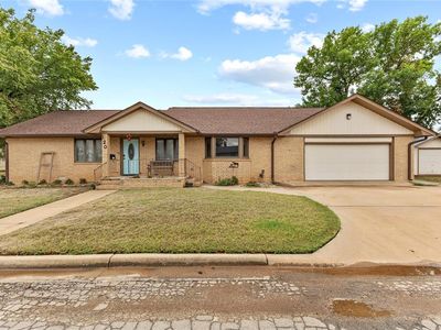 Property at 120 E Maple St, Fairview, OK