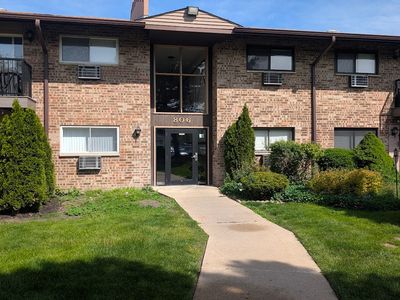 Property at 806 E Old Willow Rd APT 214, Prospect Heights, IL