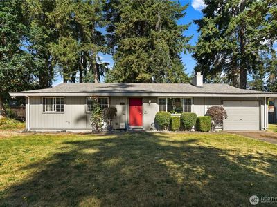 19320 Crescent Drive E