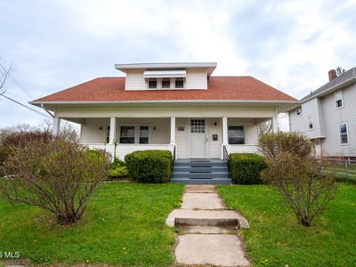 150 N Shoop Ave