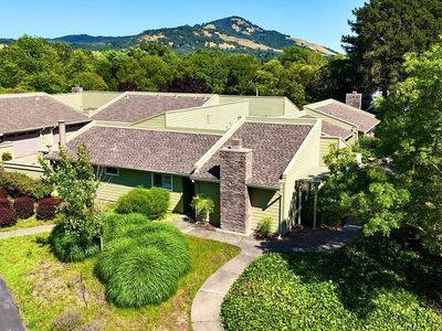 2299 Knolls Drive