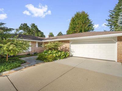 W74N755 Spruce AVENUE