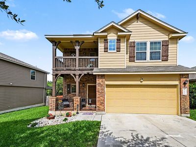 711 Oakwood Way