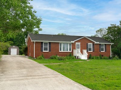 827 Lafayette Rd