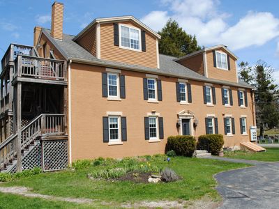 20 Oak Grove Avenue #4