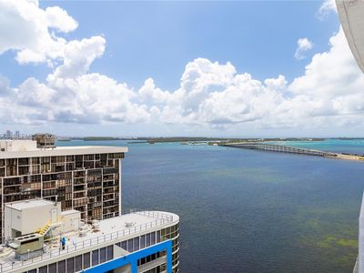 2101 Brickell Ave APT 2302