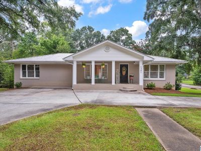 1301 Colonial Ave