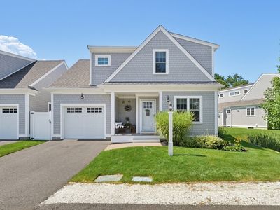 8 Twin Pines Ln #8