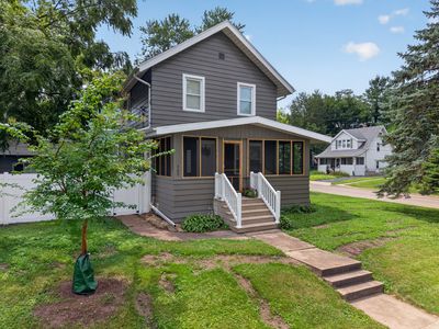 127 W Moore St