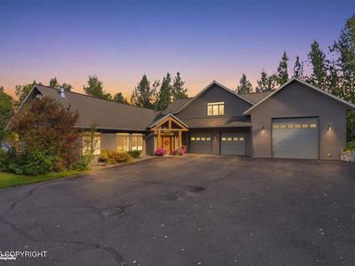 131 E Lake View Ave