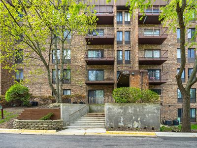 425 Walnut Creek Ln Unit 1608