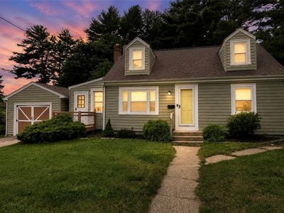 22 Robbins Dr