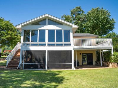 183 Lakeview Dr