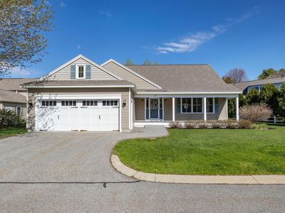 10 Lexington Drive #9