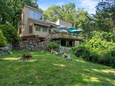 7 Hilltop Ln