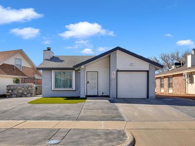 10945 Golden Pond Dr