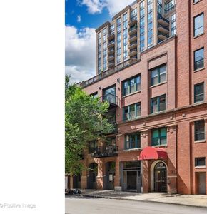 420 W Ontario St APT 405