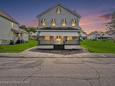 152 Harriet St