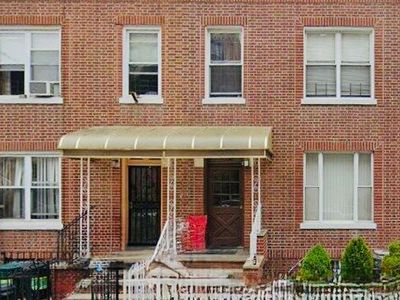 183 Bay 22nd St