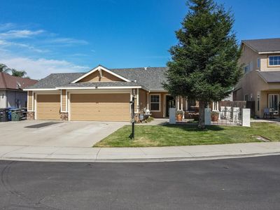 5432 Roselena Way