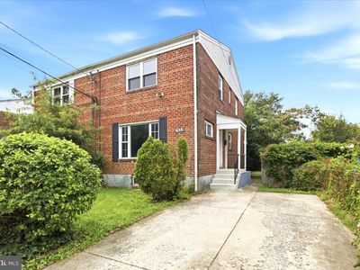 Property at 7632 W Park Dr, Hyattsville, MD