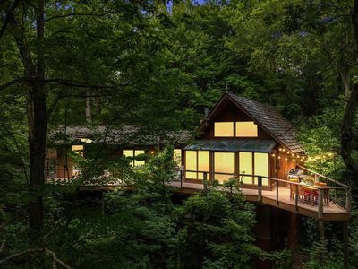 6692 North Upper Shorewood Hills ROAD