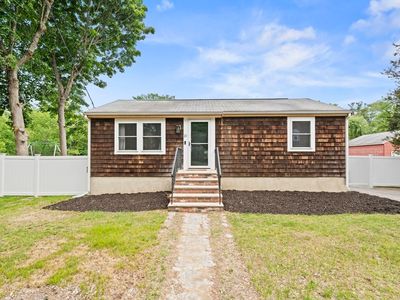 23 Leland Rd