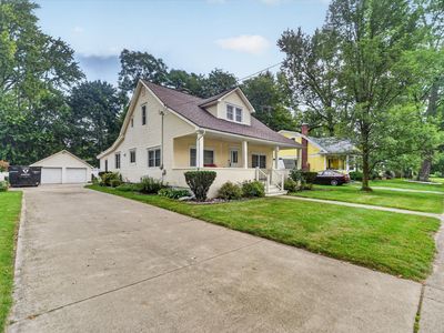 Property at 320 W Elizabeth St, Stockbridge, MI