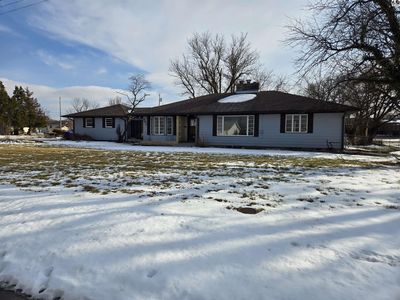 Property at 803 W Grand Ave, Hillsboro, KS