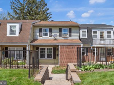 Property at 6 Reliance Ct, Telford, PA