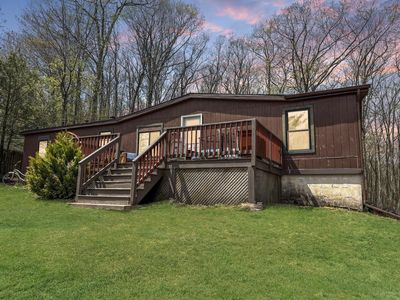 Property at 154 Hillary Dr W, Freeland, PA