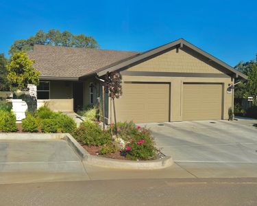 2630 Commons Pl