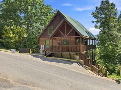 Property at 4626 Nottingham Heights Way, Pigeon Forge, TN