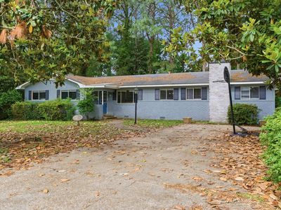 Property at 11 Oak Crest Dr, Laurel, MS