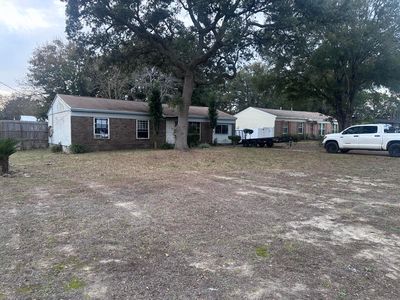 Property at 51 6th St, Shalimar, FL