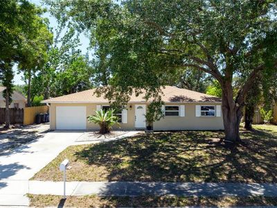 5446 Foxwood Dr