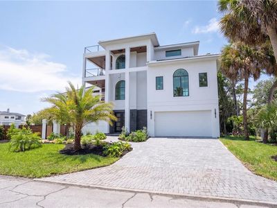 539 AVENIDA DEL NORTE