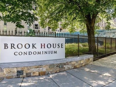 44 Washington St APT 1103