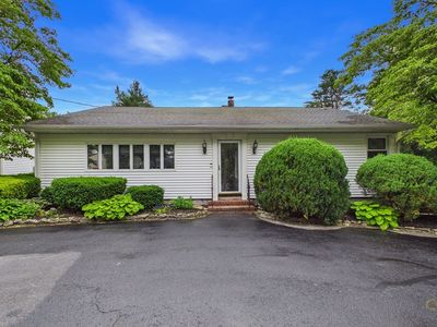 26 Pershing Ave
