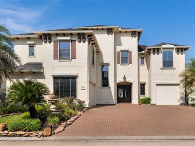 301 Blue Water Way