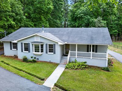 608 Waterview Dr