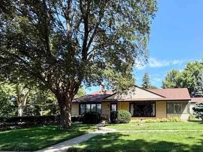Property at 409 W 7th St, Alta, IA