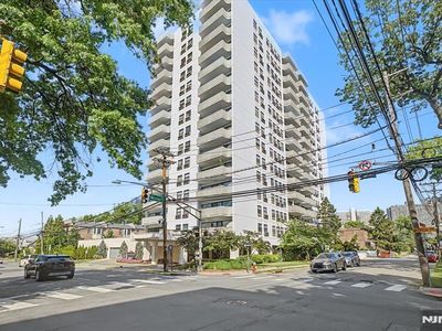 1600 Center Ave APT 1A