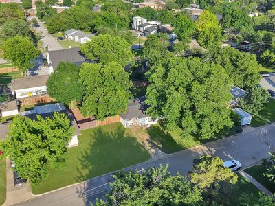 1103 Bellaire Dr