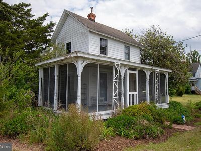 25678 Frenchtown Rd