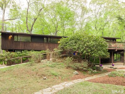 11 Forest Trail