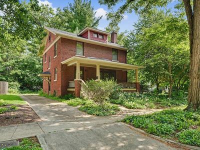 402 W Vermont Ave