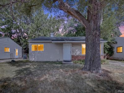 21910 Coolidge Hwy