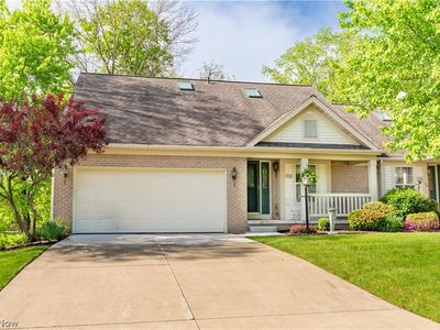 1702 Southpointe Cir NE