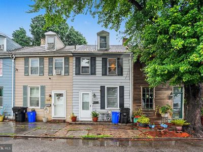 1329 Bartine St